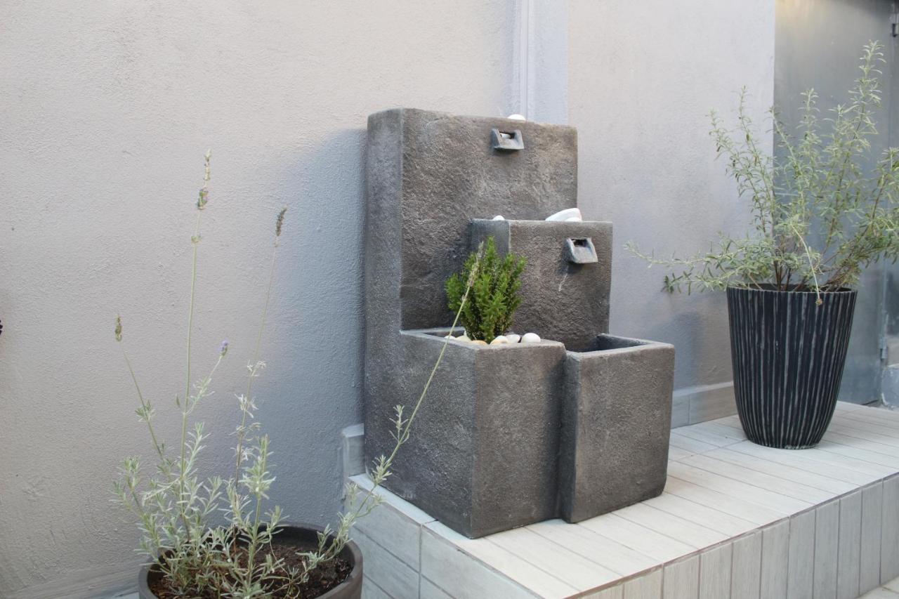 Luxe House In Glyfada With Spa Near Metro Station C8 Athens Ngoại thất bức ảnh